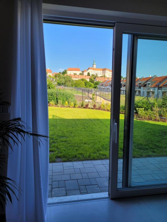 Zamek Na Dlani Mikulov Apartment Exterior photo